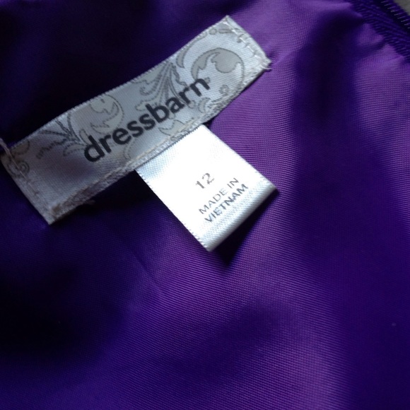 Dress - Picture 2 of 2